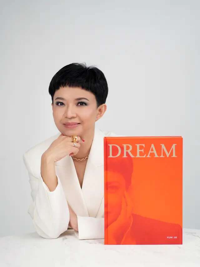 Absen Menulis Selama 10 Tahun, Yuni Jie Desainer Interior Indonesia Rilis Buku 'DREAM'