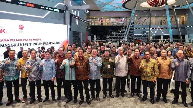 OJK dan Pelaku Pasar Solid Bersinergi, IHSG melesat 4%