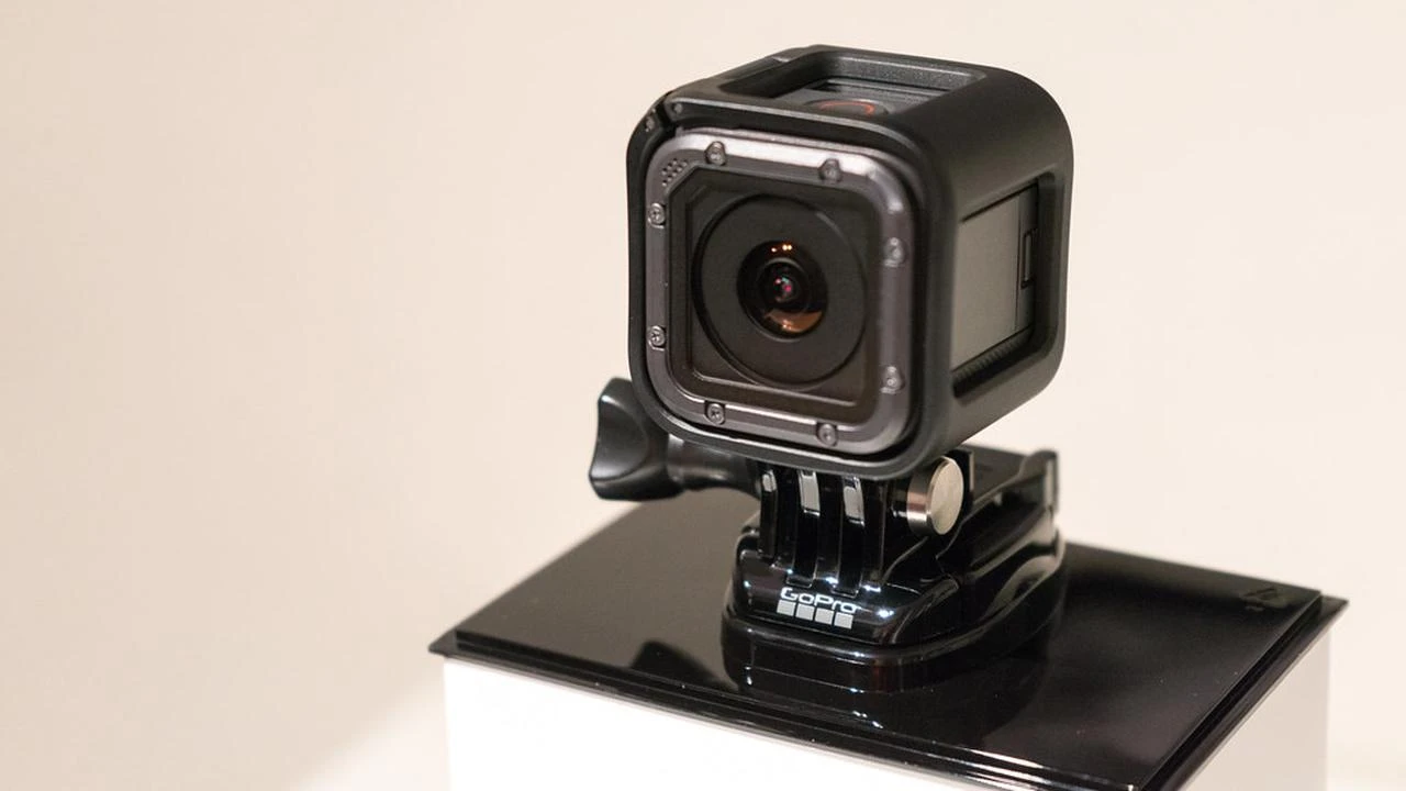 Harga GoPro HERO5 Session, Kamera Aksi 4K Ultra-Kompak dengan Kontrol Suara yang Revolusio...