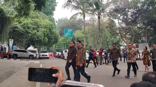 Wamen BUMN Kartika Wirjoatmodjo hingga Bos InJourney Dony Oskaria Dipanggil Prabowo Subian...