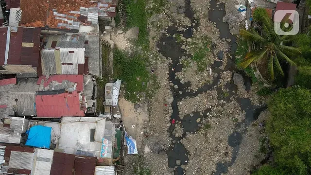 Bongkar Bangunan Bantaran Sungai dan Tutup Tambang Ilegal, Dedi Mulyadi Sebut Demi Anak Cu...