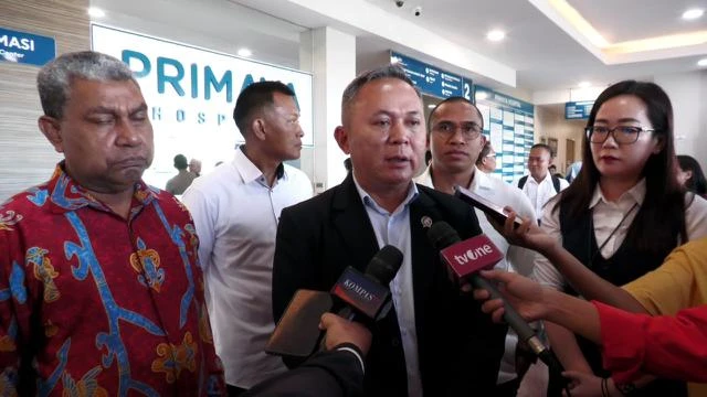 Korban Kericuhan DPRD Makassar Masih Koma, Wamen HAM Pastikan Pemerintah Tanggung Biaya Pe...