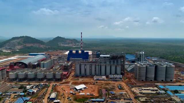 Bos MIND ID Minta Pemerintah Setop Bangun Smelter Nikel Baru, Ini Alasannya