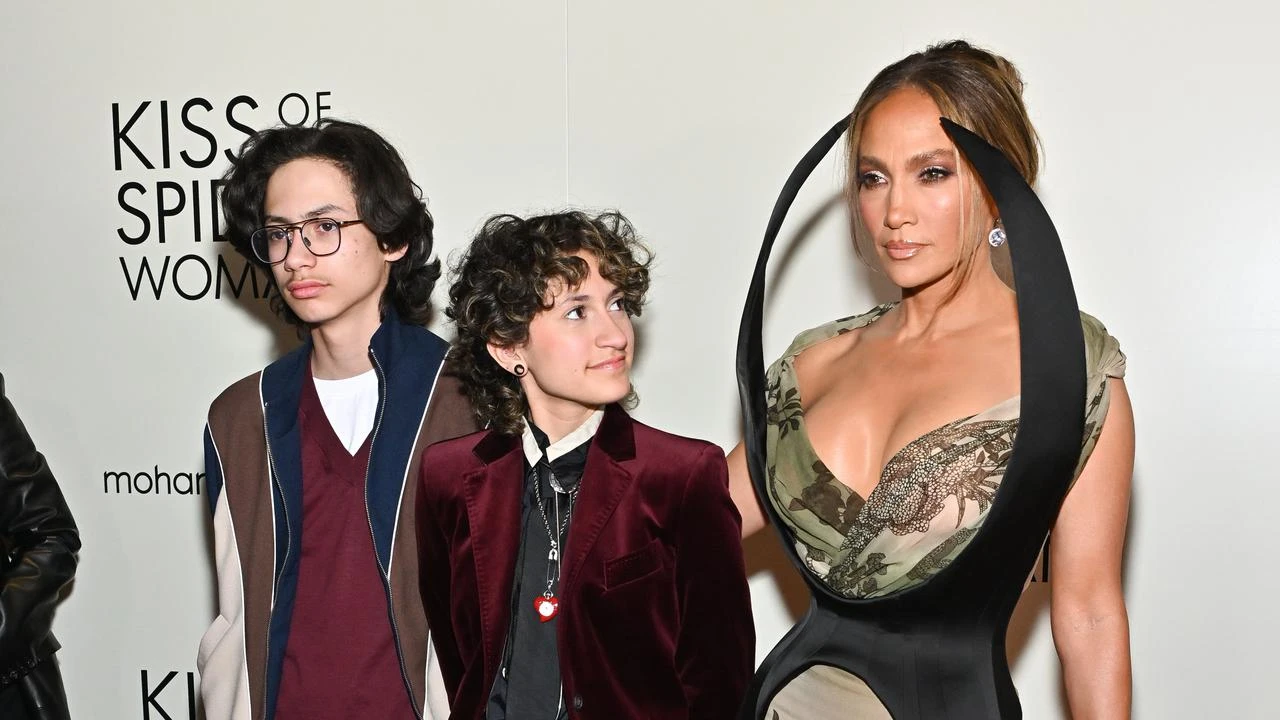 Putri Jennifer Lopez Ganti Nama, Umumkan Jadi Gender Netral