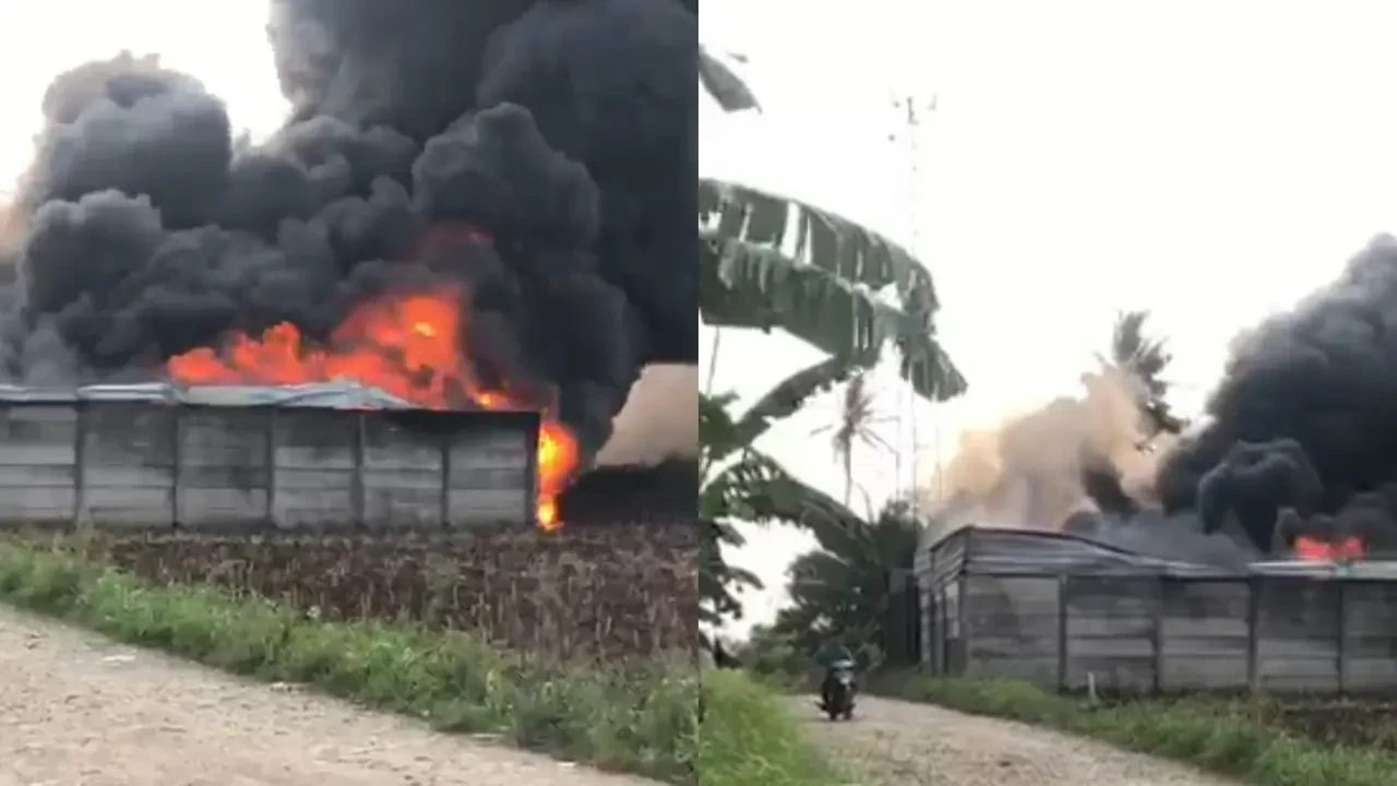 Gudang Penimbunan BBM Terbakar, Asap Hitam Mengepul