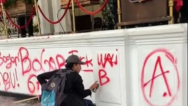 Aksi Mahasiswa Corat-Coret Balai Kota Bogor Berbuntut Panjang