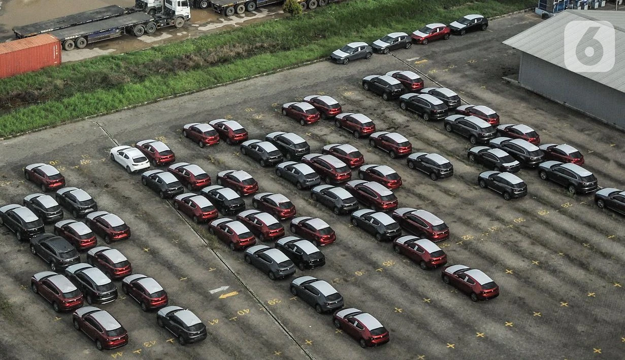 FOTO: Diskon Pajak Mobil Baru Diperpanjang hingga Agustus 2021