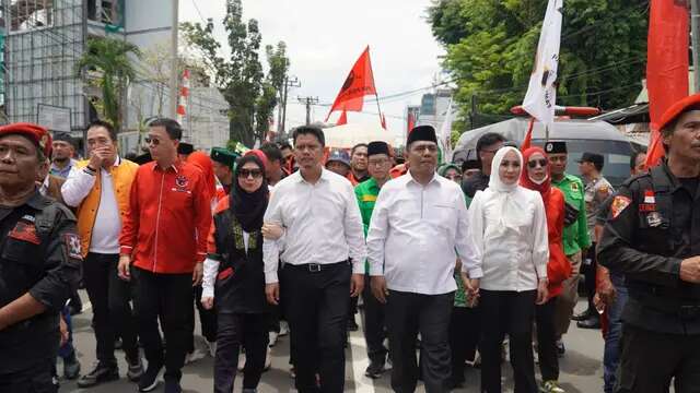 Prof Ridha Dharmajaya-Abdul Rani Daftar ke KPU Maju Pilkada Medan, Usung Tagline Medan Ber...