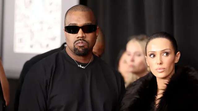 Doa Bianca Censori di Tengah Kontroversi Cuitan Kanye West: Lembutkan Hatinya, Tuntun Kata...