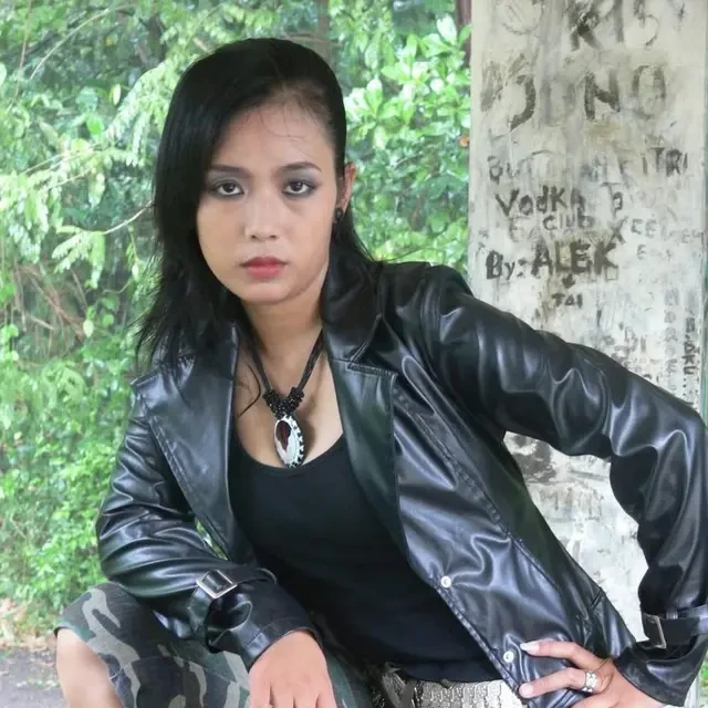 Gaya Soimah Waktu Muda ala Rocker, Nyentrik Bikin Gagal Fokus