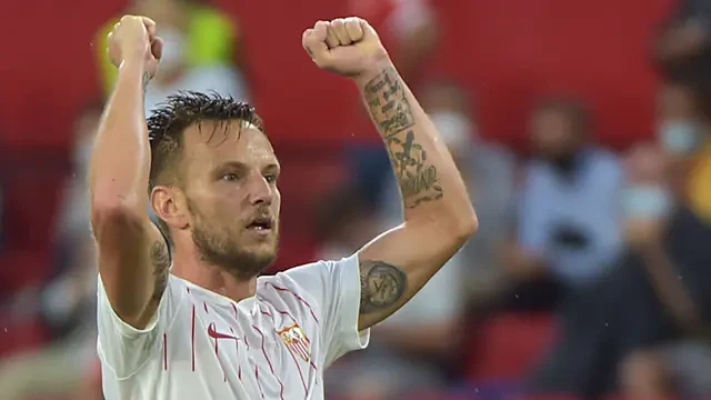 Ivan Rakitic Umumkan Keputusannya Pensiun dari Sepak Bola, Akhiri Karier Lebih Dari Dua De...
