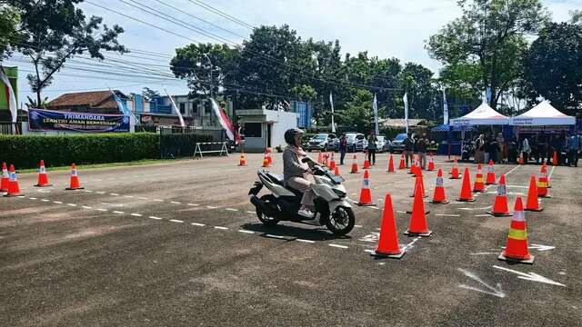 Jasa Raharja dan Korlantas Polri Kenalkan Program Santri Aman Berkendara