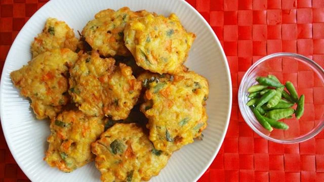 7 Cara Membuat Bakwan Jagung Sederhana yang Renyah, Mudah Dipraktikkan