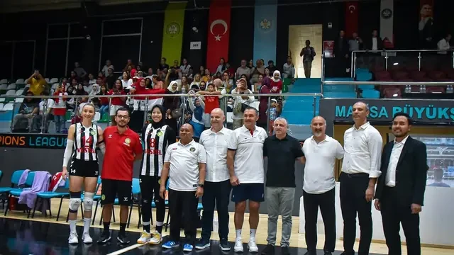 Debut Megawati Hangestri di Manisa BBSK Didukung Langsung Duta Besar Indonesia untuk Turki