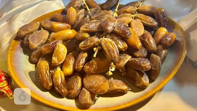 6 Jenis Kurma Favorit untuk Takjil Ramadan yang Wajib Dicoba