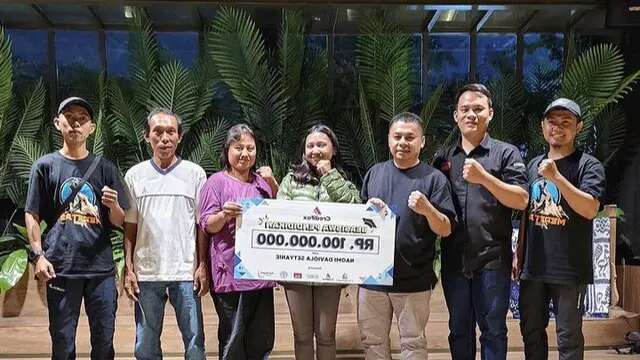 Beasiswa Rp100 Juta untuk Naomi, Pendaki yang Hilang 3 Hari di Gunung Slamet