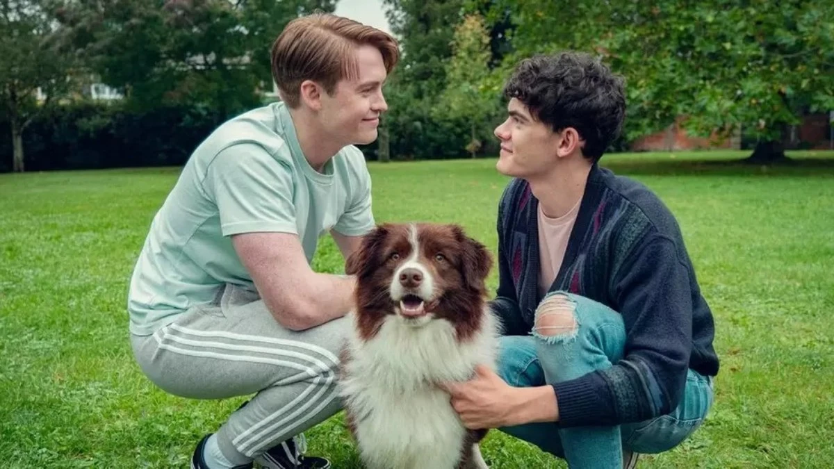 Morre Echo, cão que interpretou Nellie em Heartstopper