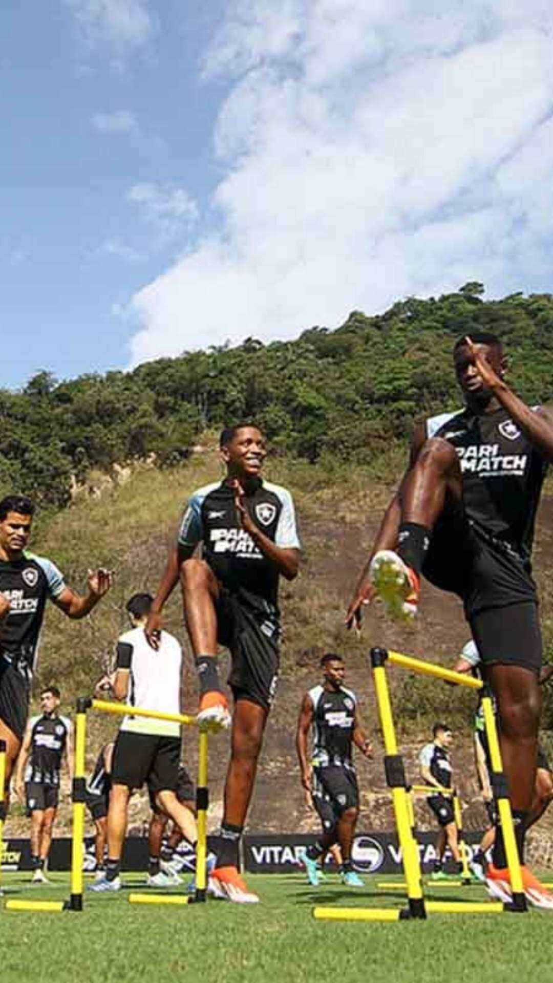 Botafogo se reapresenta, nesta segunda, antes de período de folga