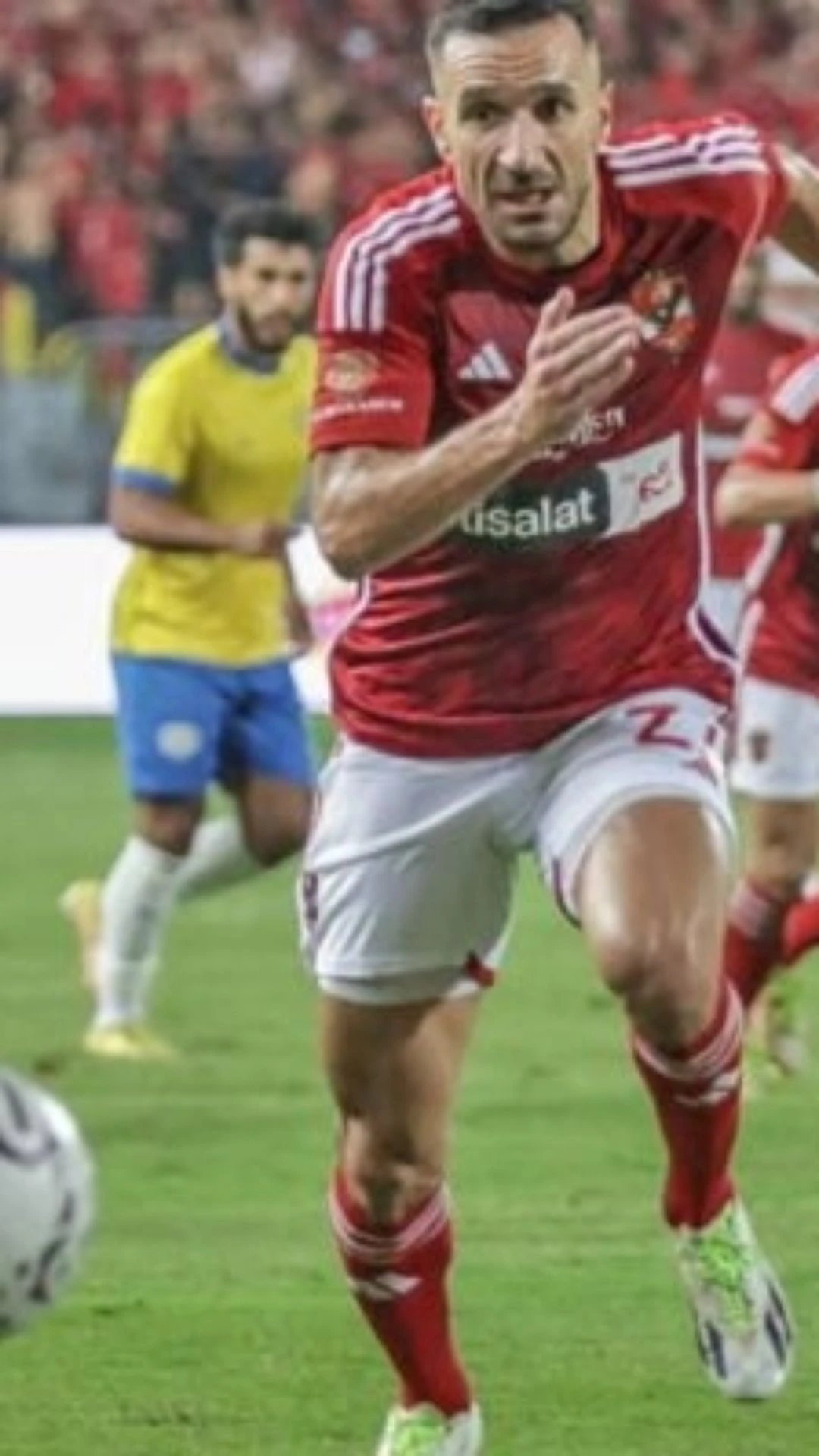 Jogador do Al Ahly elogia Fluminense e ‘tieta’ Marcelo