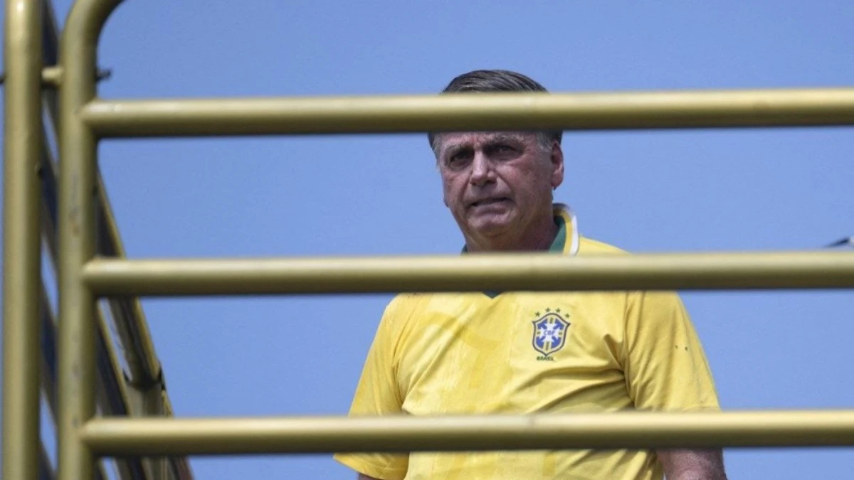 Exército avisa que tem cela separada para Bolsonaro