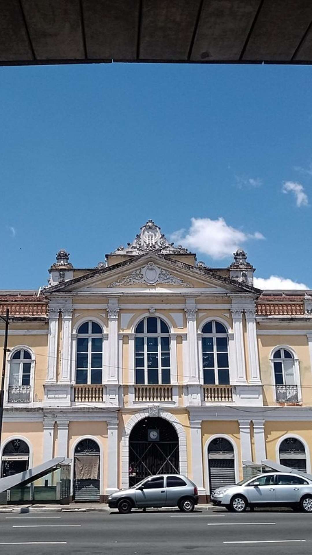 Porto Alegre: 11 lugares para comer no Mercado Público