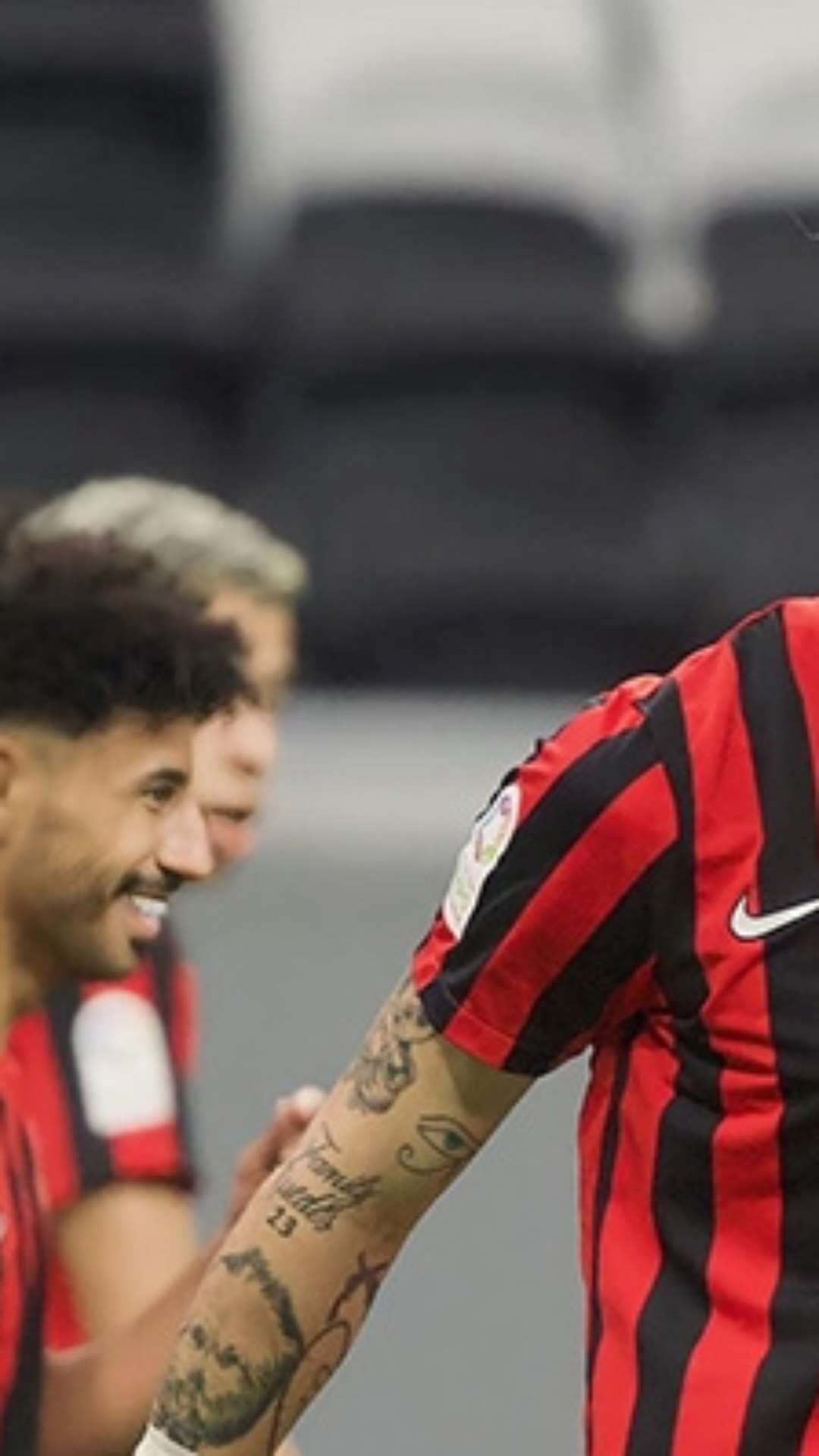 Contratação de Róger Guedes gera debate no Flamengo; entenda