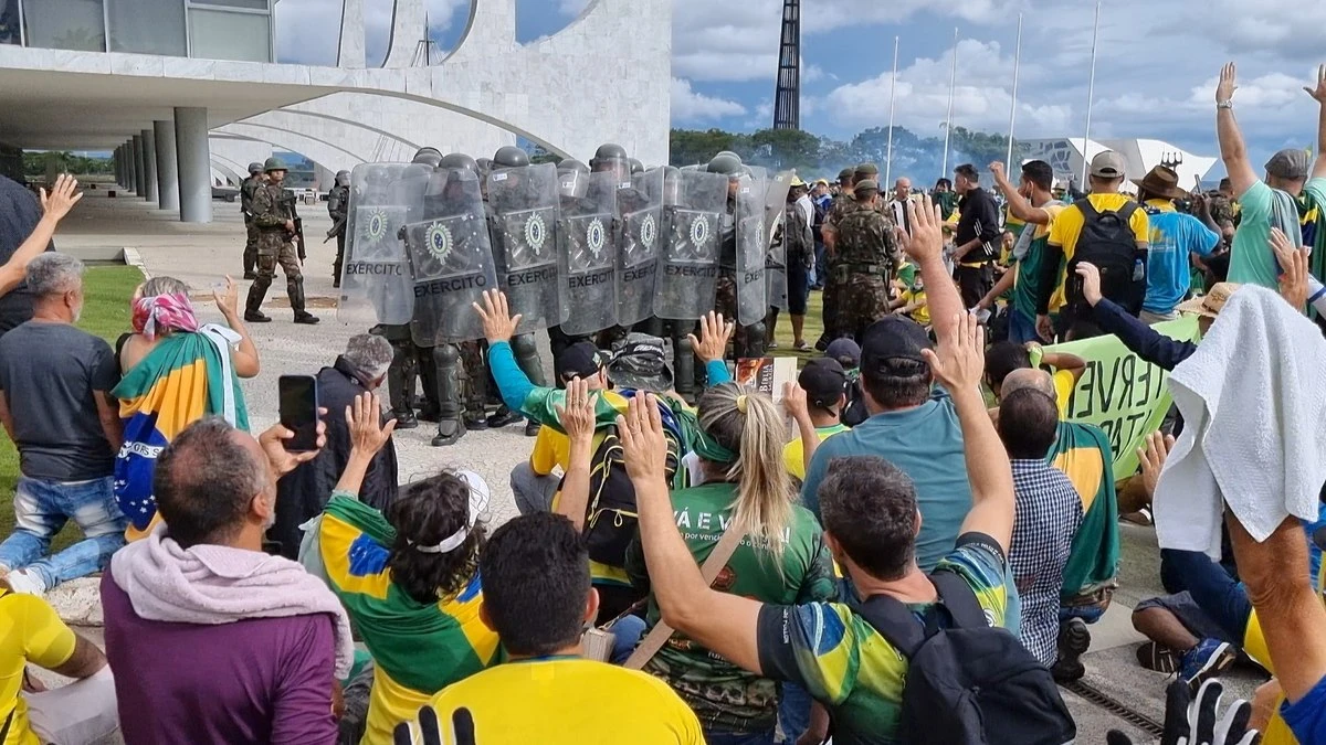 Filme sobre eleição de 2022 é retrato de um país que não dialoga
