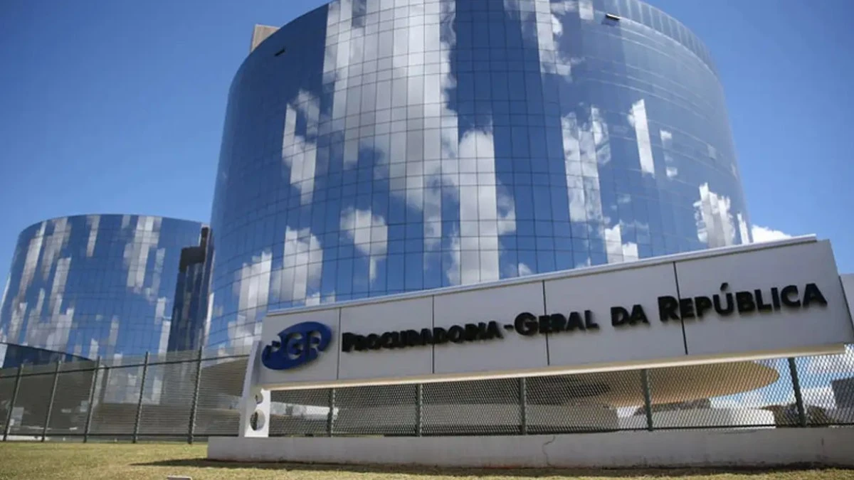PGR denuncia nove por venda de sentenças no STJ