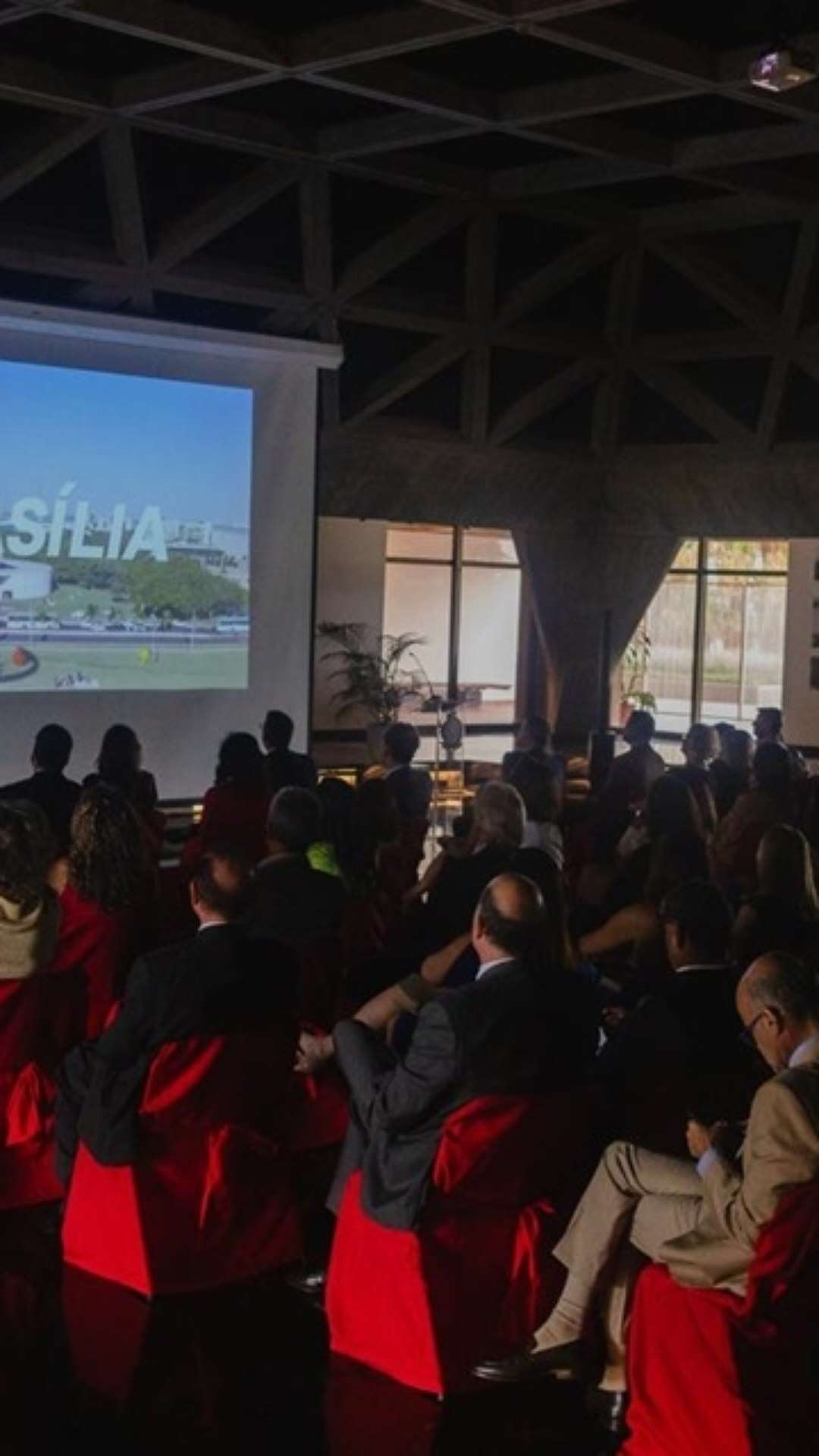 Embaixada da Itália encerra celebrações da imigração italiana com livro e documentário