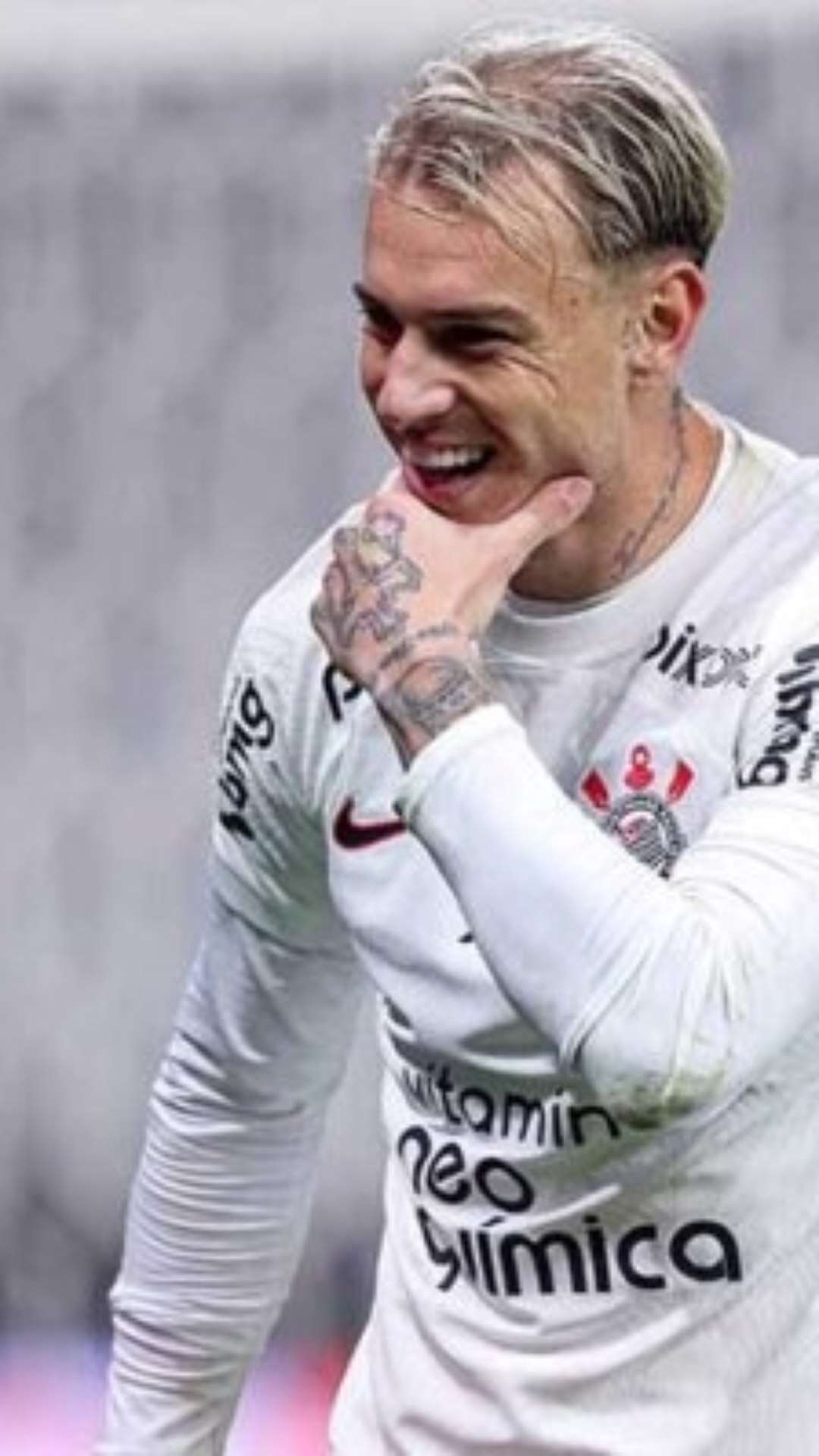 Corinthians quer Róger Guedes para 2025