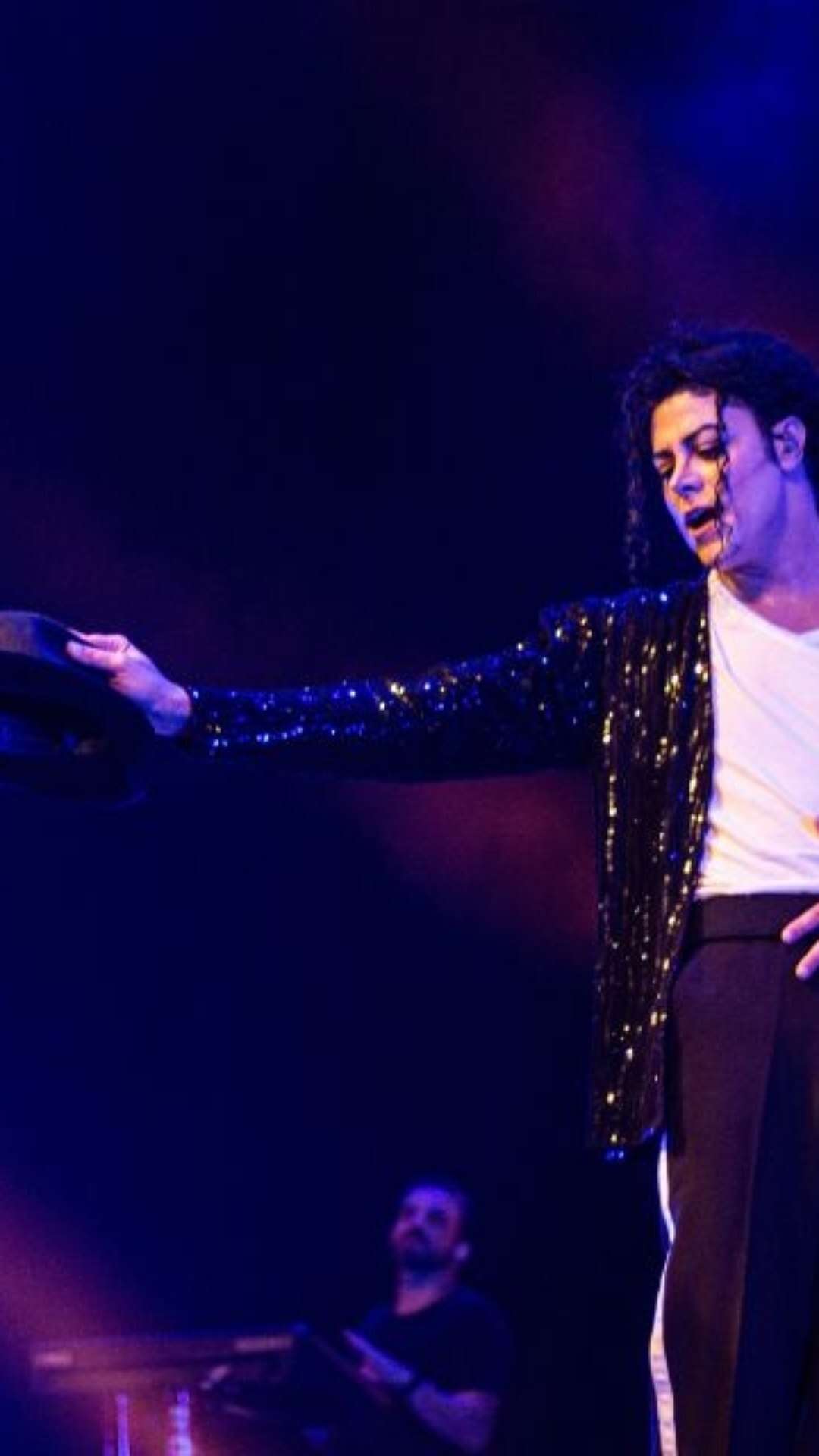 Rodrigo Teaser e ex-guitarrista do Michael Jackson se apresentam em BSB