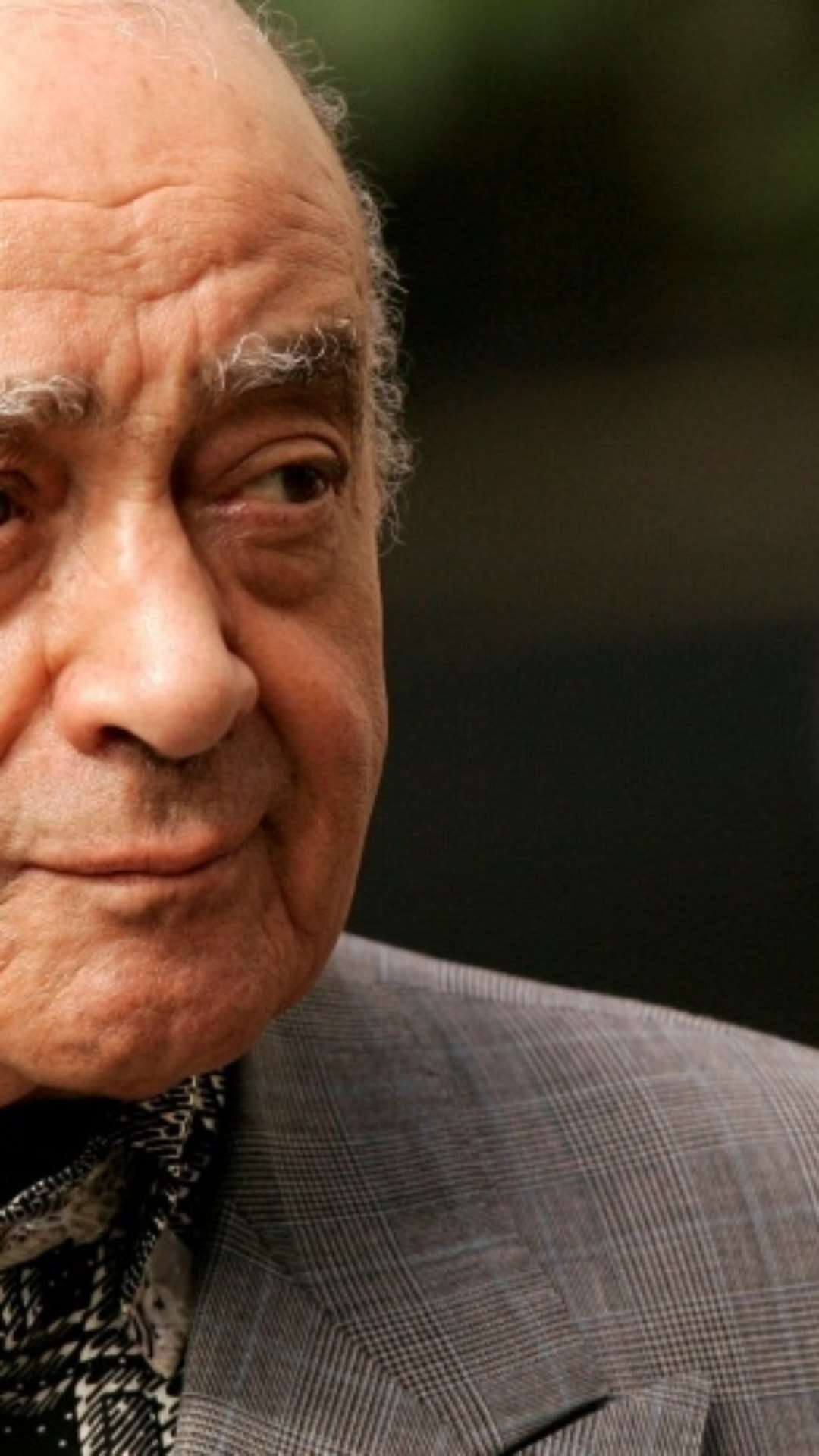 Duzentas mulheres que acusam Al-Fayed de violência sexual negociam acordo com Harrods