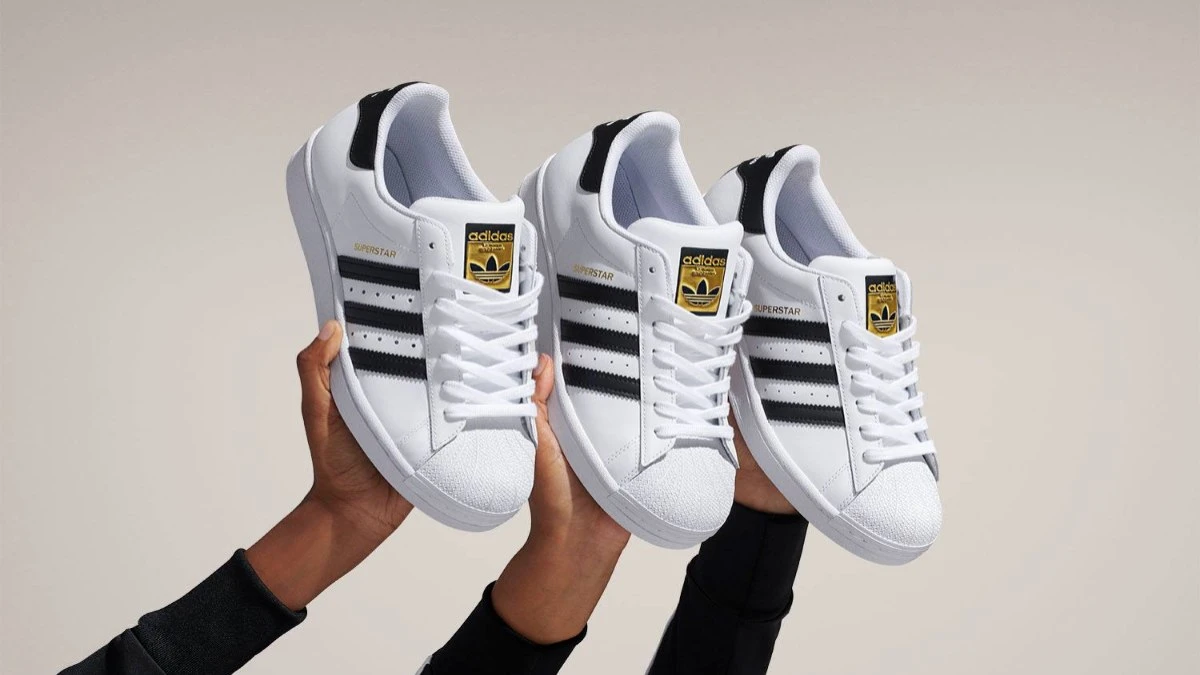 Adidas migra conta global de mídia da WPP para PHD, do Omnicom