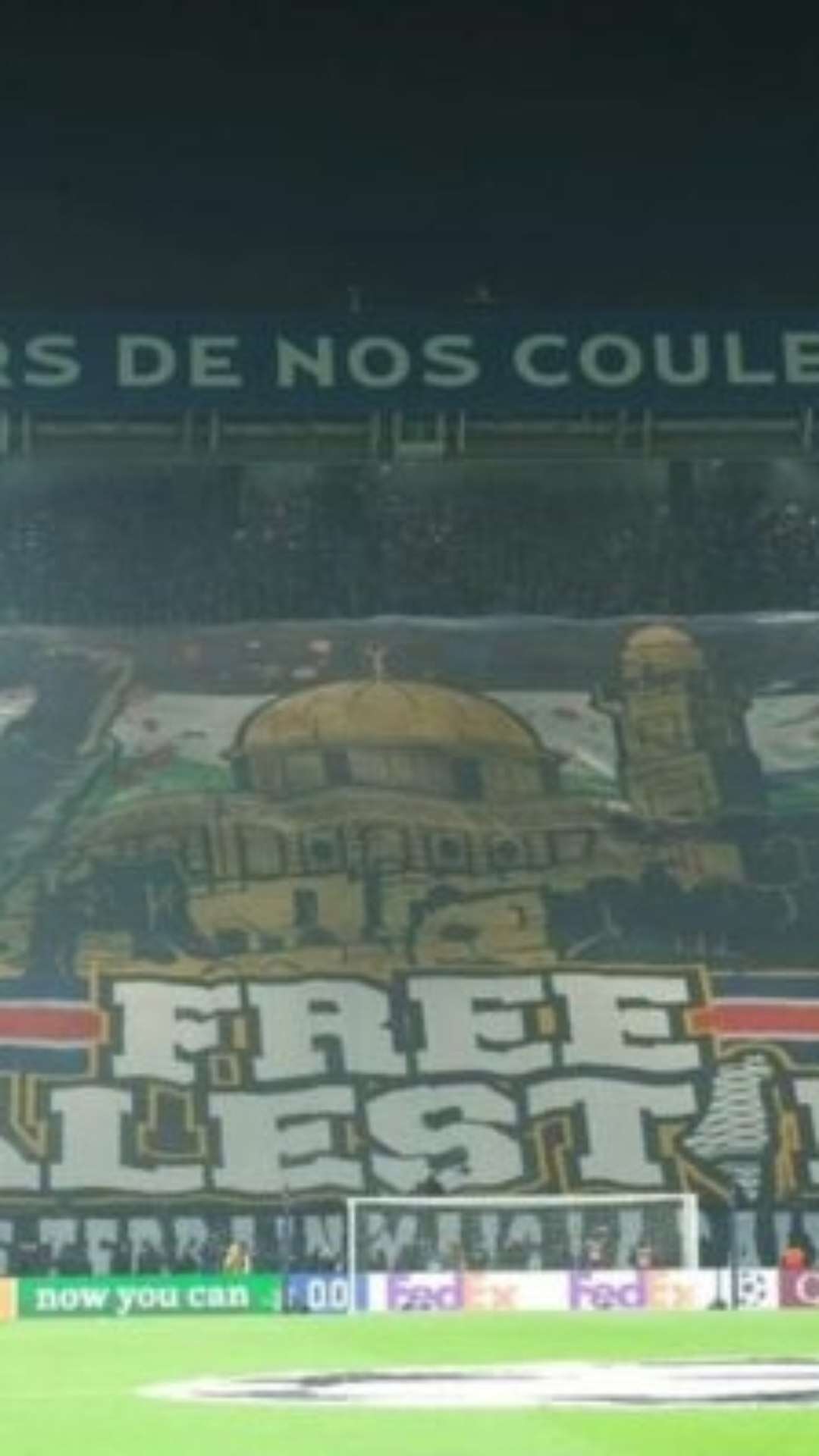 Ministro francês critica torcedores e cobra explicação do PSG por faixa pró-Palestina