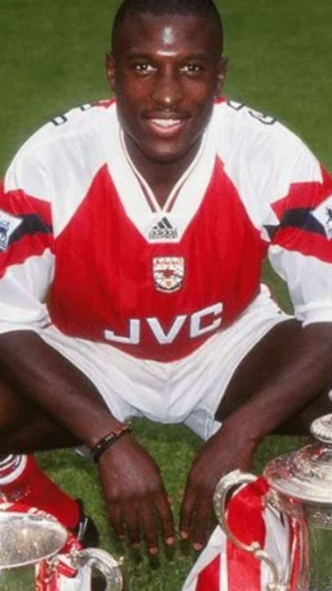 Morre Kevin Campbell, ex-jogador de Arsenal e Everton, aos 54 anos