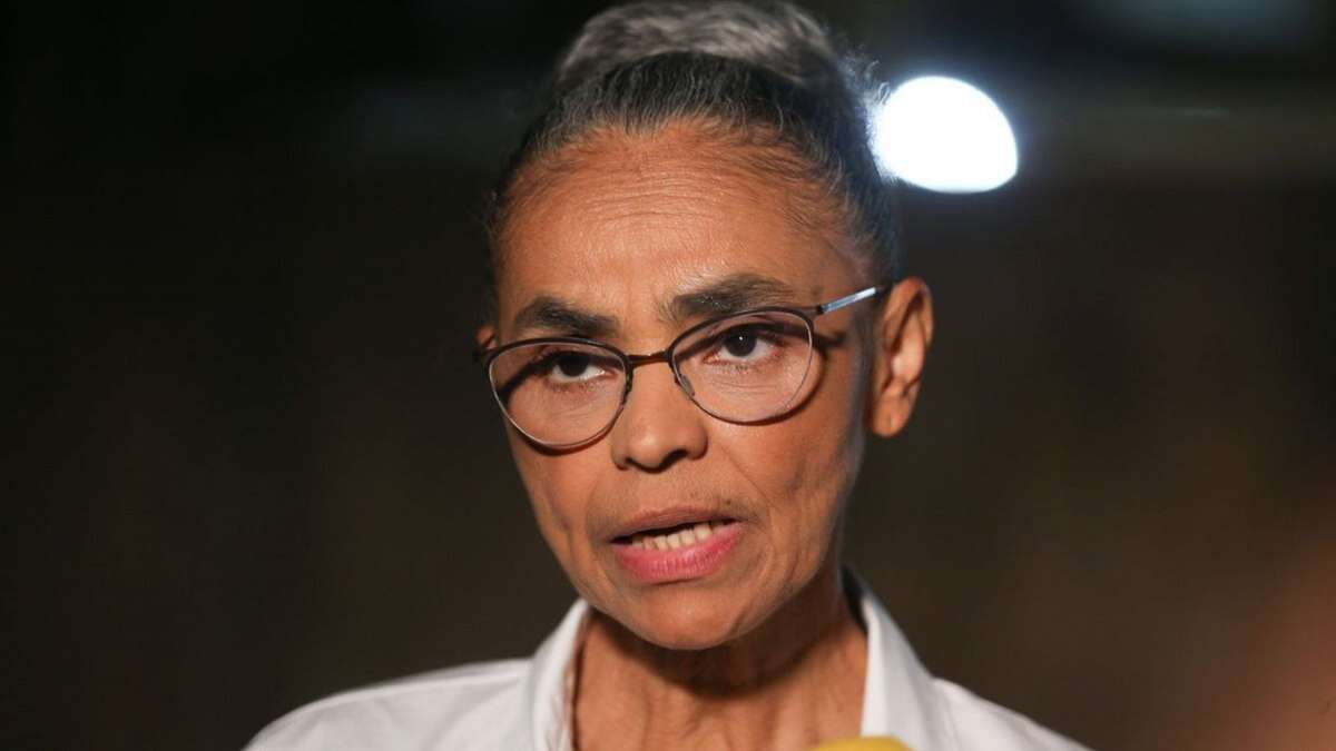 Marina Silva critica investimento em energia fóssil: 