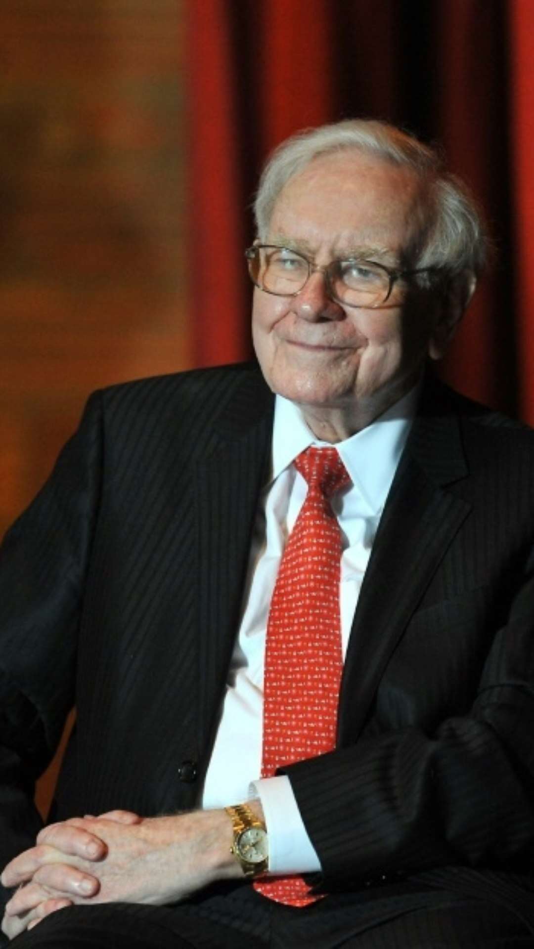 Conglomerado de Warren Buffett supera um trilhão de dólares em Wall Street