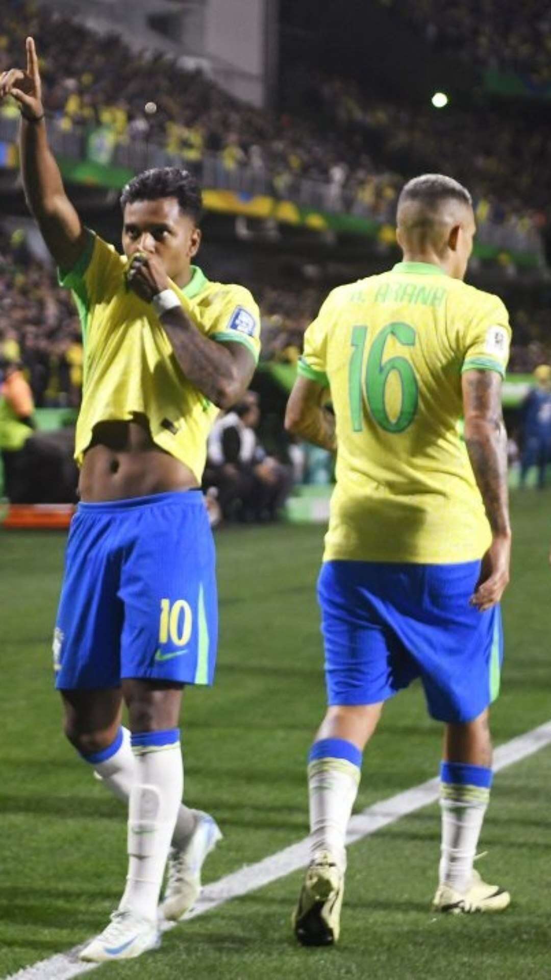 Rodrygo admite jogo ruim, mas celebra gol: ‘A gente precisava da vitória’