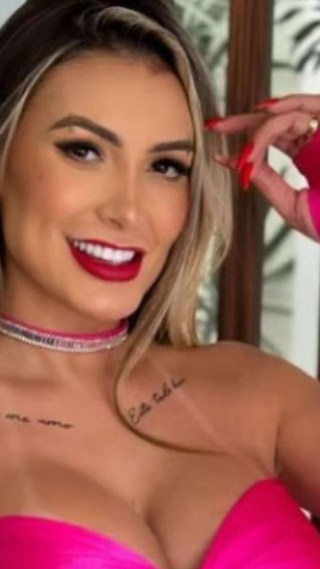 Andressa Urach: relembre procedimentos feitos pela musa