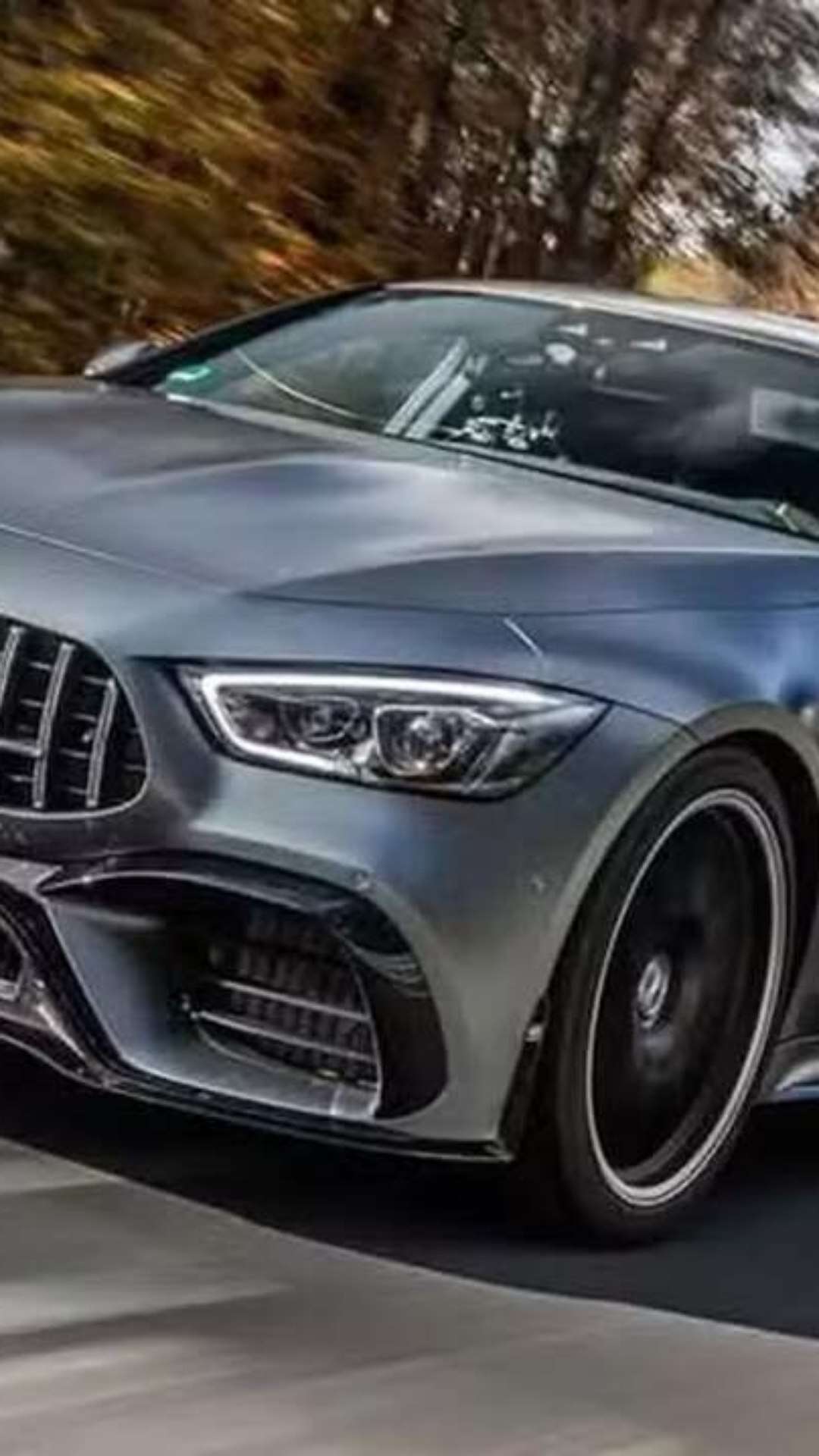 Viciado em carros, jogador do São Paulo relembra Mercedes furtada