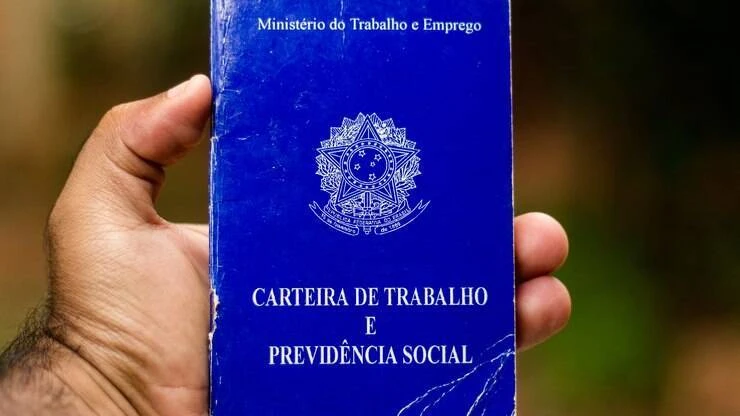 Governo pode pagar mais parcelas do seguro-desemprego a demitidos na pandemia
