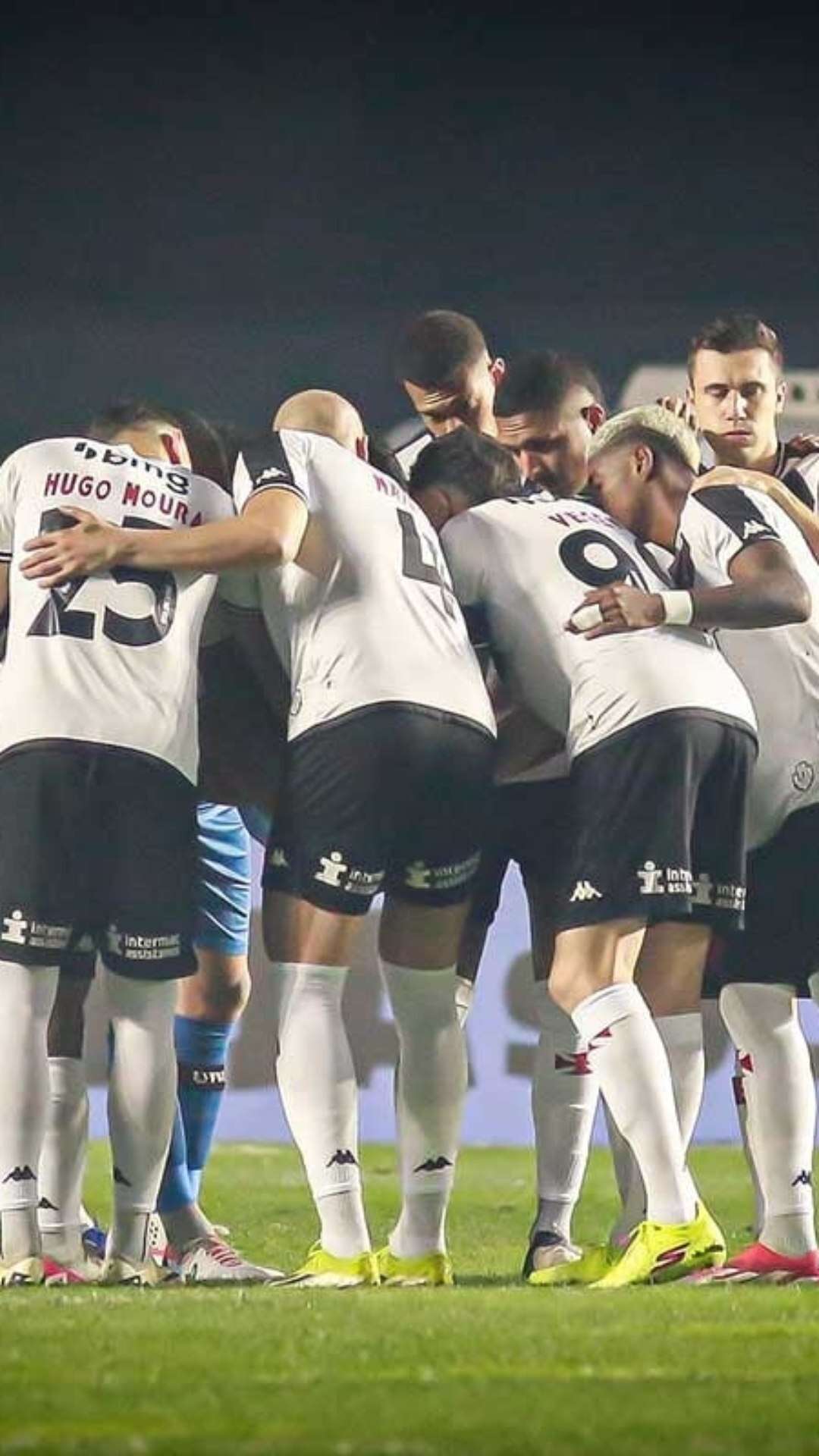 Vasco tem desfalques e dúvidas para jogo contra o Athletico