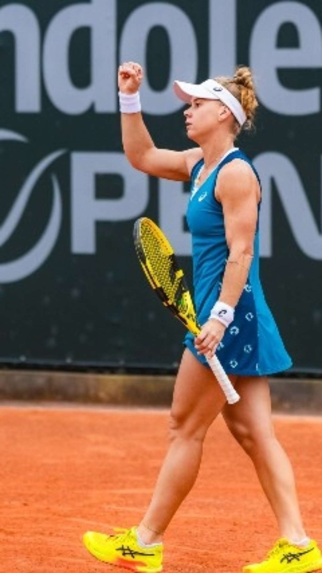 Laura Pigossi arrasa na estreia e vai às oitavas do Mundo Tênis Open, o WTA de Florianópolis