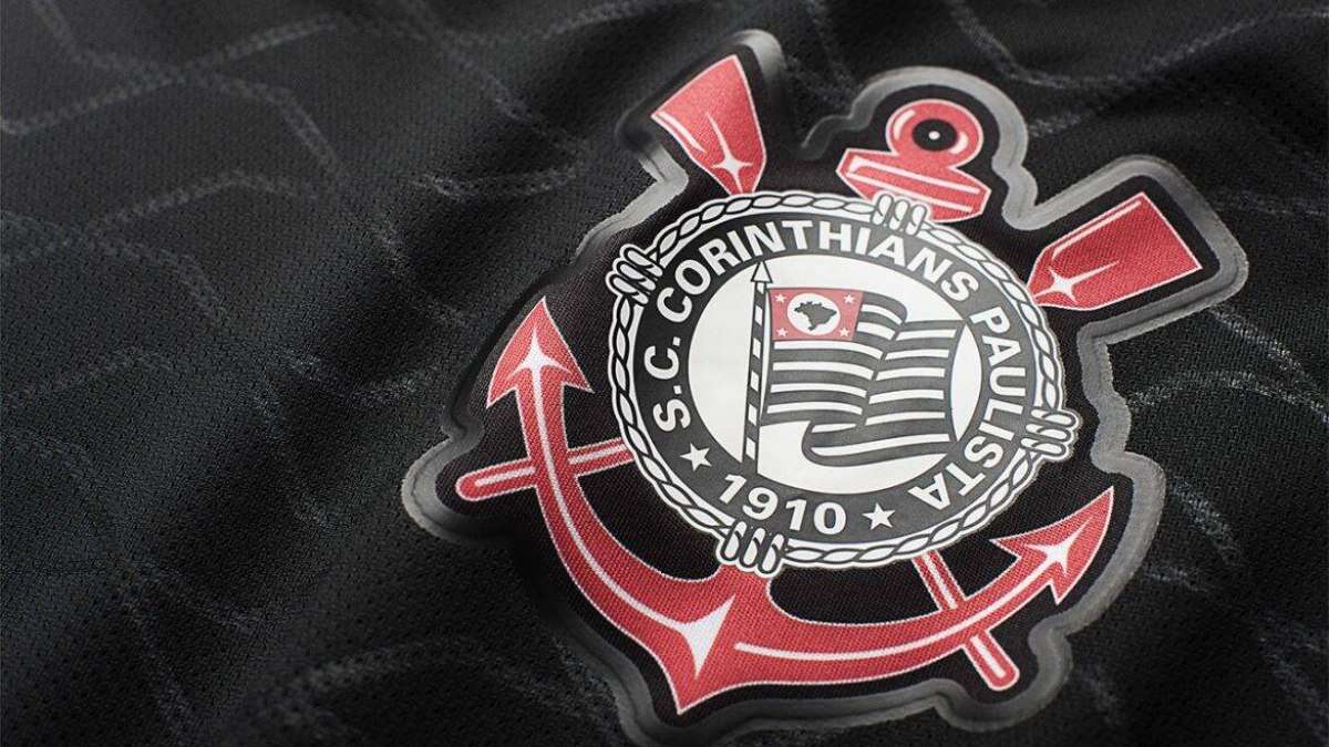 Corinthians tem cinco saídas confirmadas; atacante retorna com situação indefinida