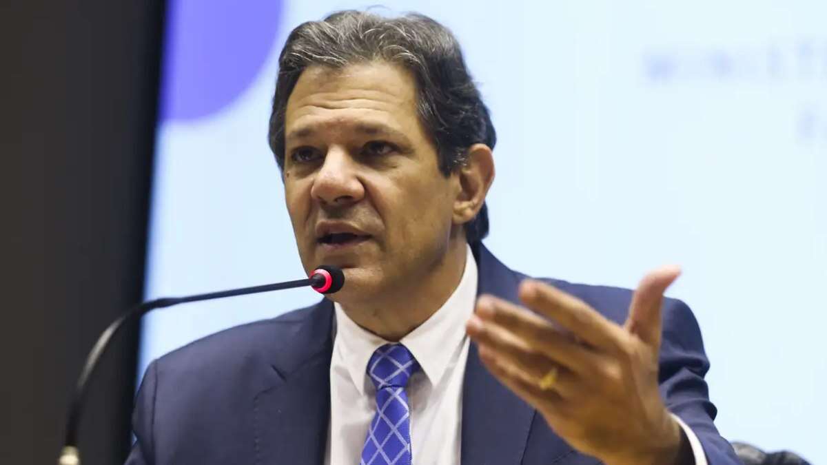 Haddad busca manter paz entre governo e mercado com bloqueio de R$ 15 bi no orçamento