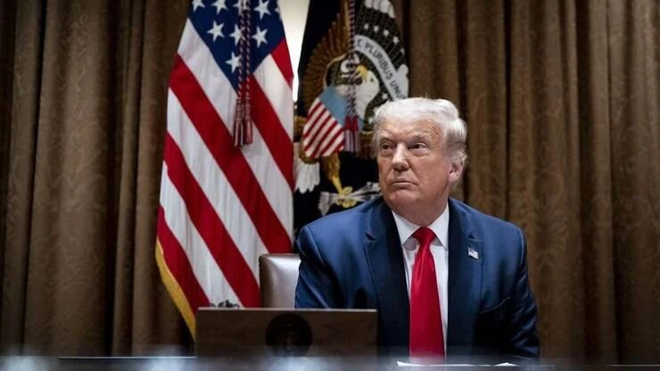Nove pessoas no entorno de Donald Trump também se infectaram; veja