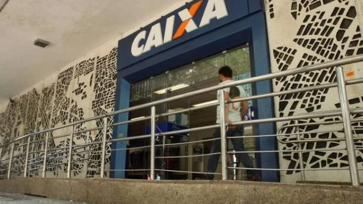 Caixa Econômica inicia pagamento do abono salarial para nascidos em outubro