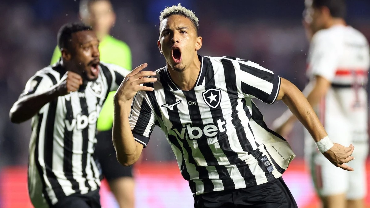 São Paulo cede empate ao Botafogo, mas segue no G4 do Brasileirão
