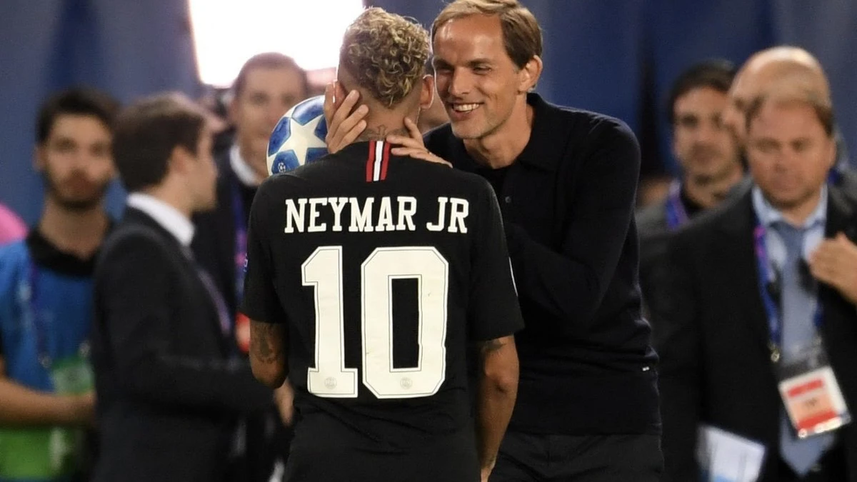 Técnico da Inglaterra coloca Neymar no mesmo nível de Messi e CR7