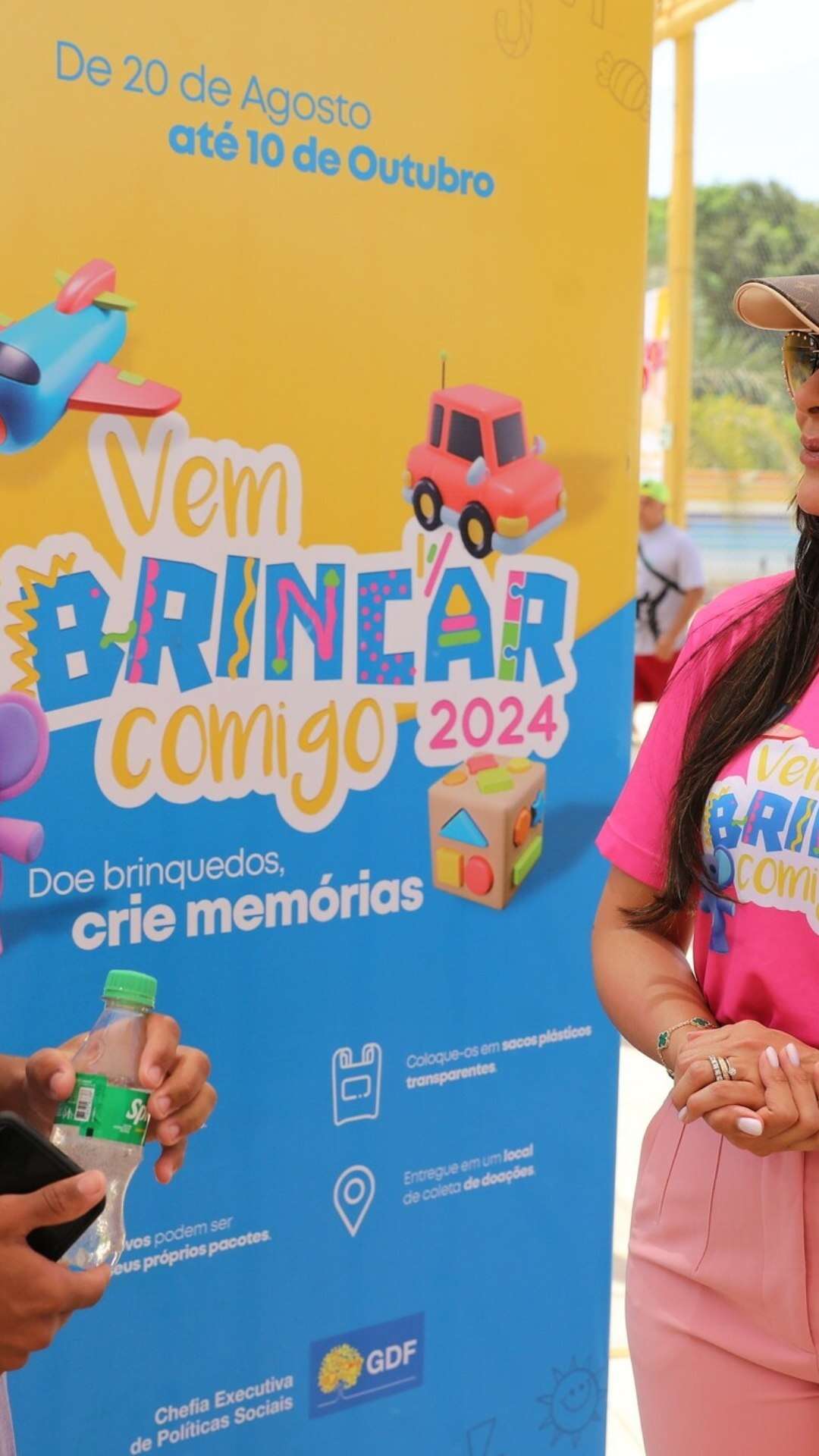 Encerramento da campanha Vem Brincar Comigo no Na Praia leva 461 crianças para dia de lazer